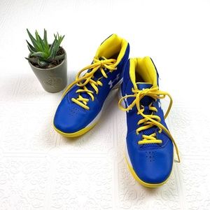 Under armour blue and yellow curry 2017 SZ youth 7